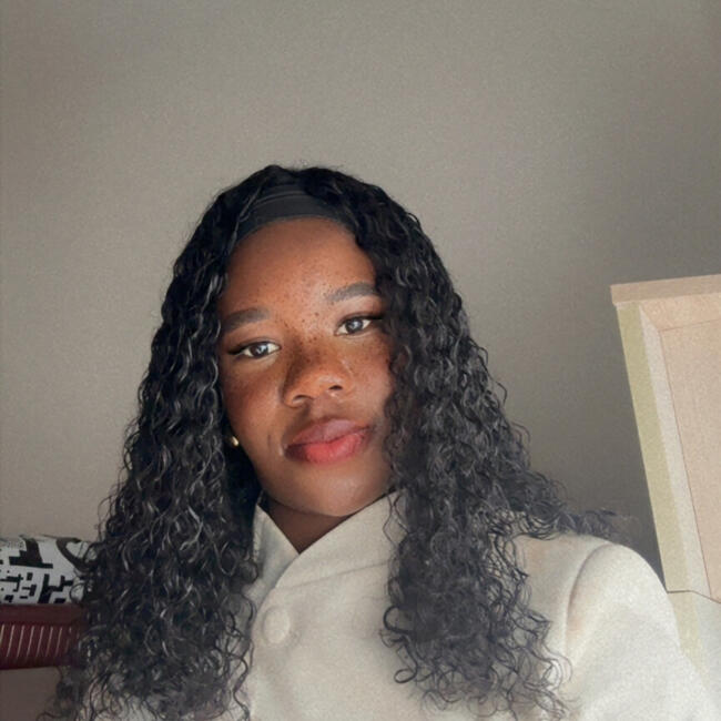 Babysitter in Neuilly-Plaisance: Stéphanie