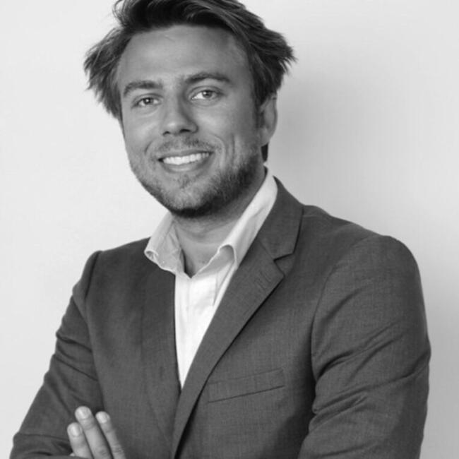 Baf bölgesinde bebek bakıcılığı işi: Erik