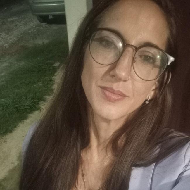 Babysitter in Paraná: Eugenia
