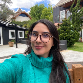 Babysitter in São José dos Campos: Geovana
