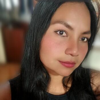 Babysitter in Quito: Irma alvarado