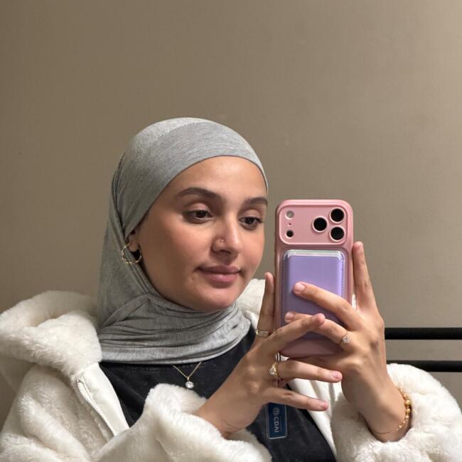 Babysitter in Oakville: Hiba