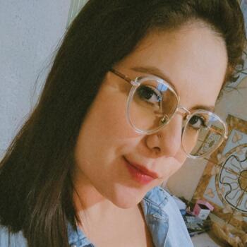 Babysitter in Curitiba: Jessica
