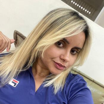 Babá em Goiânia: Valéria