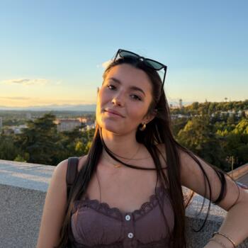 Babysitter in Madrid: Adèle