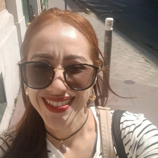Babysitter in Paris: Karen Avellaneda