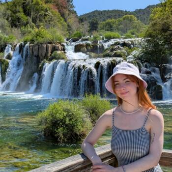 Babysitter in Comines: Zoé