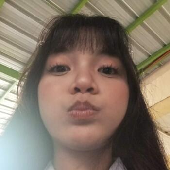 Babysitter in Caloocan City: Kristine