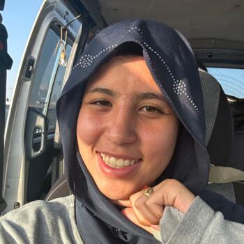 Babysitter in Fontaine: Bouchra