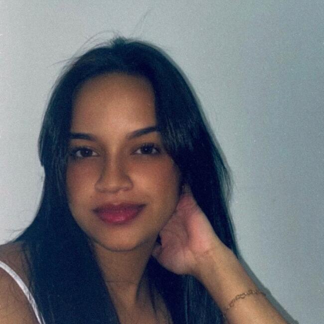 Babá em Uberaba: Yasmin