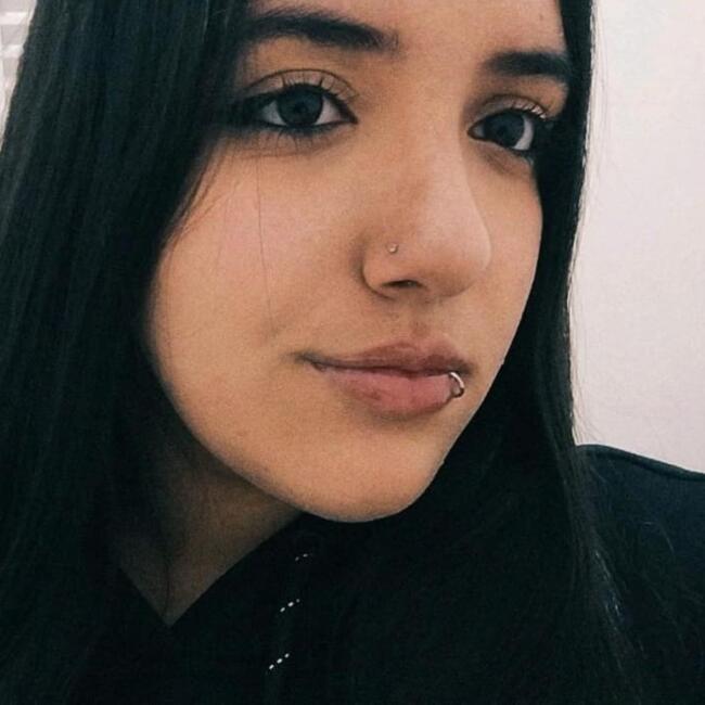 Babysitter in Jaú: Camila