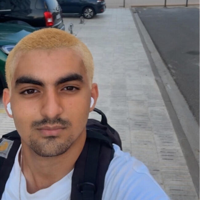 Babysitter in Perpignan: Amjad