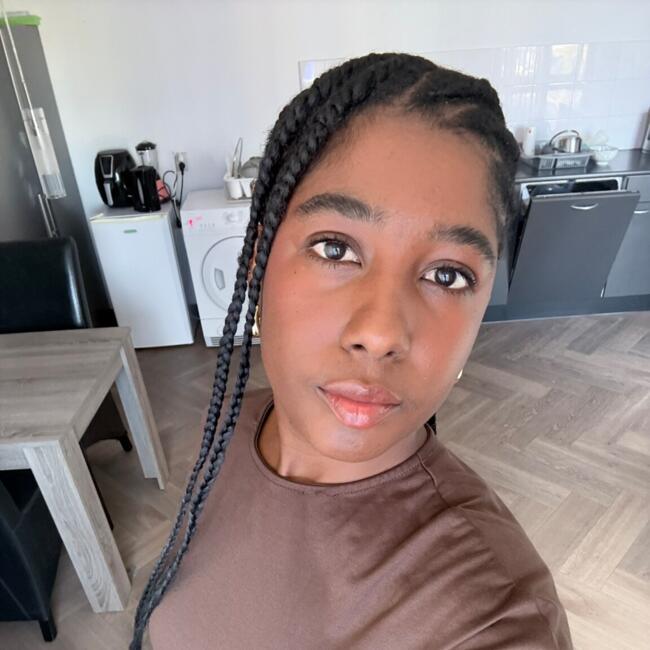 Babysitter in Almere Stad: Diana