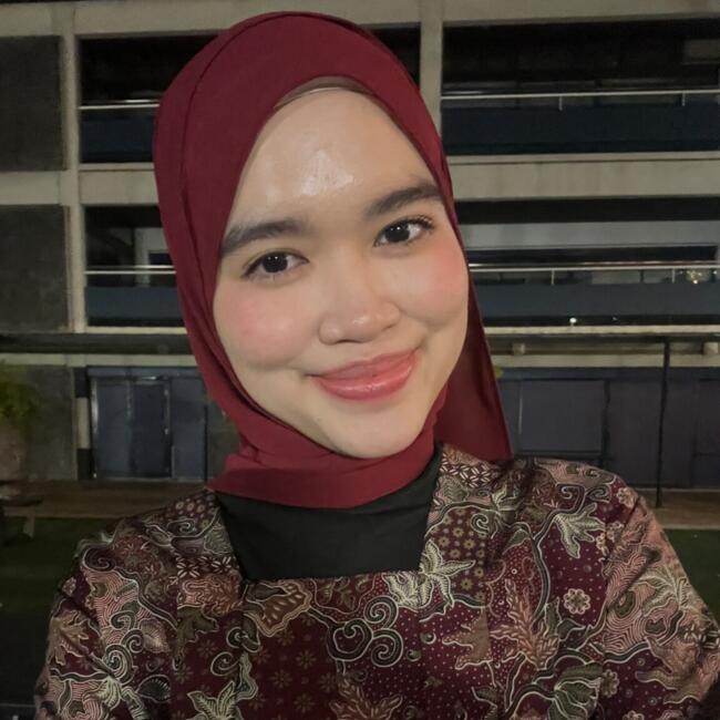 Babysitter in Auckland: Siti Nurdalalin Qatrunnada