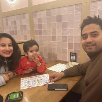 Job de garde d'enfants à Toronto: job de garde d'enfants Parikha