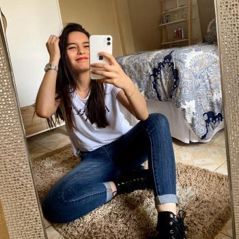 Niñera Neza: Renata