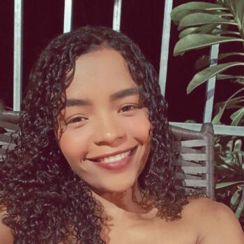 Babysitter Fortaleza: Alrene