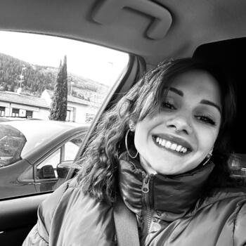Lavoro per babysitter a Prato: lavoro per babysitter Viviana
