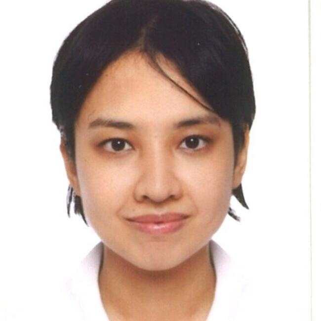 Babysitter in Singapore Island: Karyn