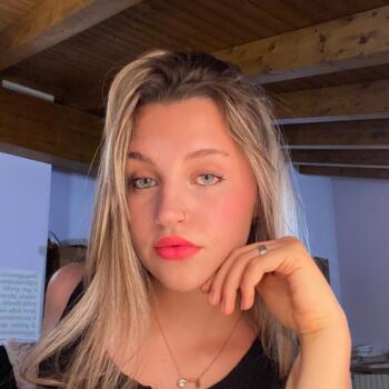 Babysitter a Cassolnovo: Aurora