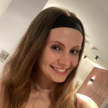 Babysitter in Toronto: Olivia