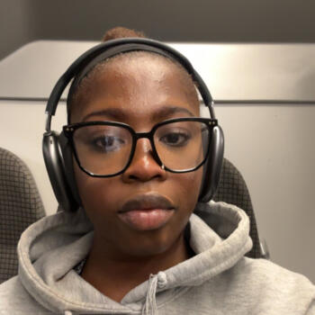 Babysitter in Brussels: Chelsy