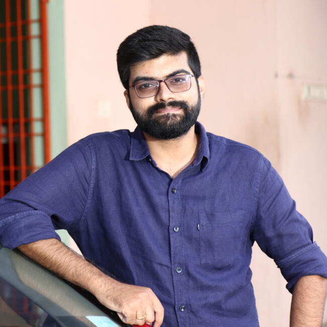चेन्नई में बेबीसिटिंग की नौकरी: Smilesh