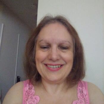 Babysitter Toronto: Gloria