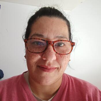 Canguro en Cornellà de Llobregat: Albermary