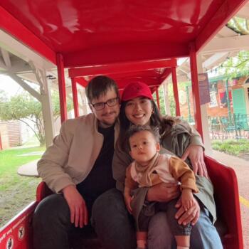 Job de garde d'enfants à Saint-Genis-Laval: job de garde d'enfants AUMMY