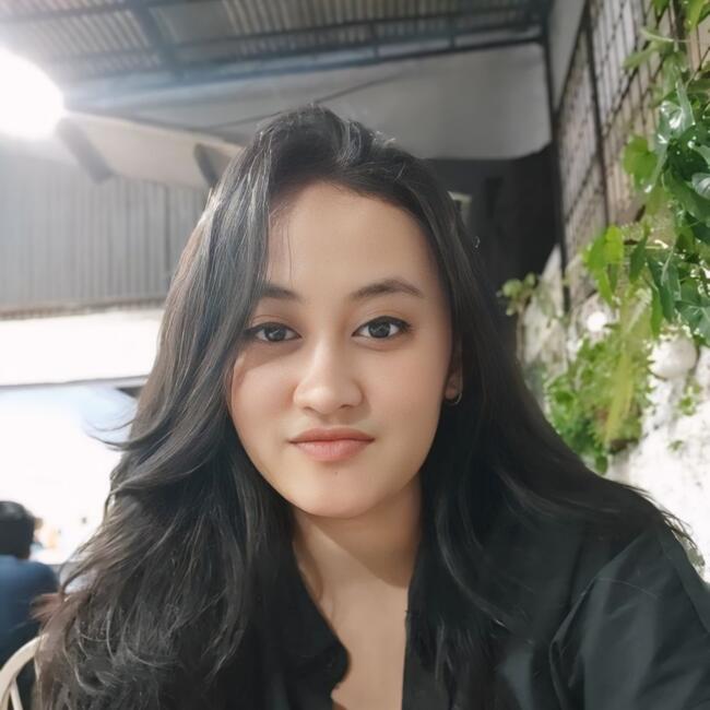 Lowongan pekerjaan babysitting di Jakarta: Winda