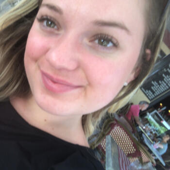 Babysitter Cessieu: Anais