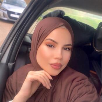 Babysitter Tangier: Nada