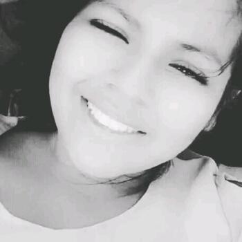 Babysitter in Santa Cruz: Esther Guadalupe