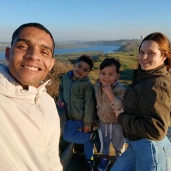 Babysitting job in Esposende: babysitting job Jonathan