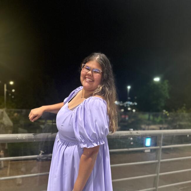 Babysitter in Loures: Hellen