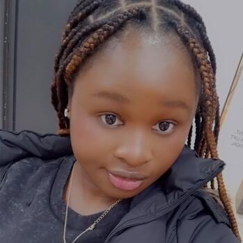 Babysitter Normanton (Wakefield): Itoro