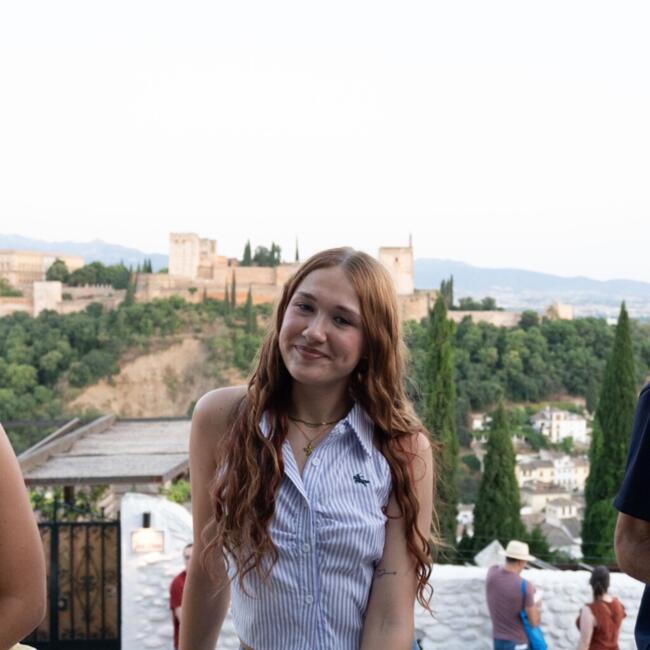 Babysitter in Granada: Patricia