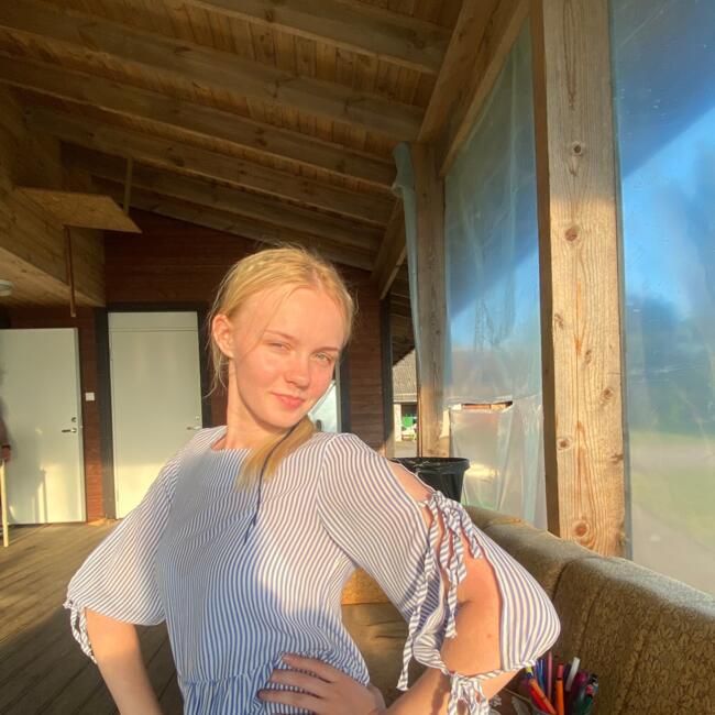 Lapsehoidja asukohas Reola: Laura