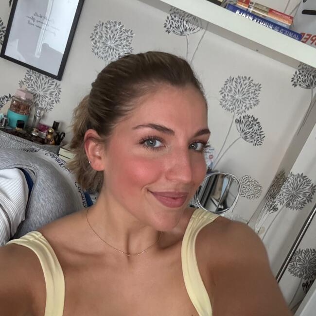 Babysitter in London: Joana