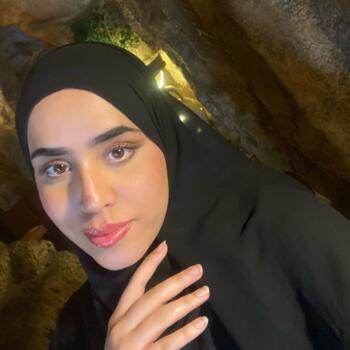 Babysitter in Oued Smar: Amel
