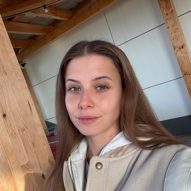 Babysitter in Zurich: Sara