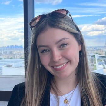 Babysitter in Clermont-Ferrand: Zoélie