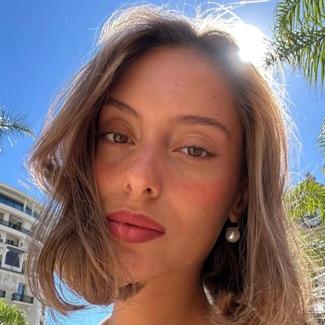 בייביסיטר ב- באר שבע: Avia