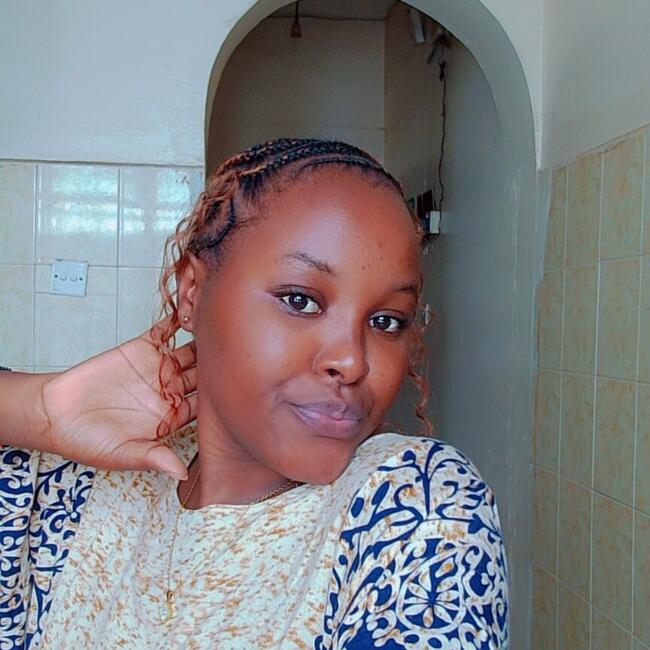Babysitter in Mombasa: Lynette