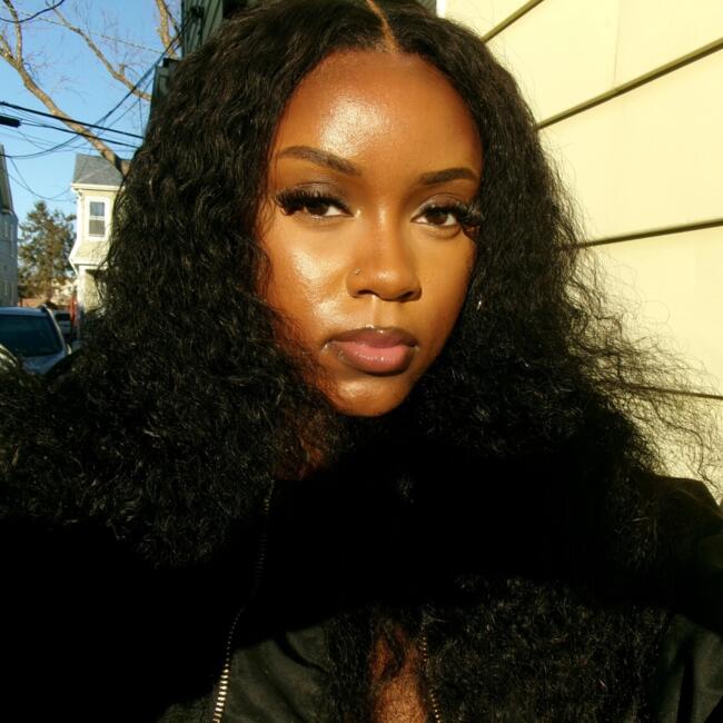 Babysitter in Irvington: Alicia