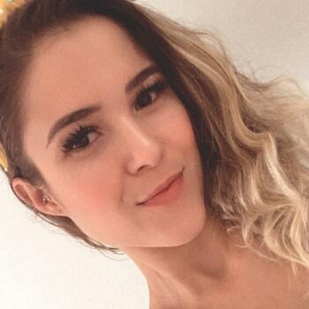 Babá em Londrina: Isabela
