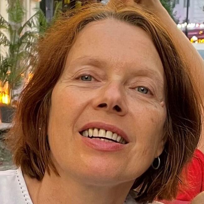 Nanny in Saint-Georges-dOrques: Bettina