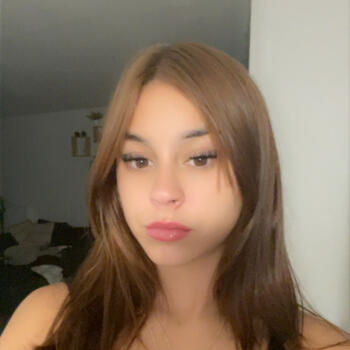 Babysitter in Florensac: Beverley