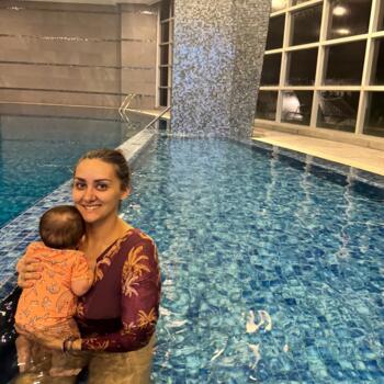 Δουλειά για babysitter στην περιοχή Ναουκάλπαν: δουλειά φύλαξης παιδιών Cristina